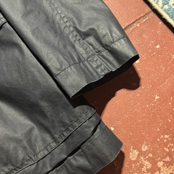 Men’s Jacket - Picture 4 of 9